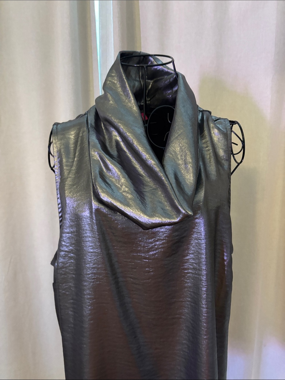 Vince Camuto Shimmery Black Draped Cowl Neck Sleeveless Camisole - Picture 9 of 10